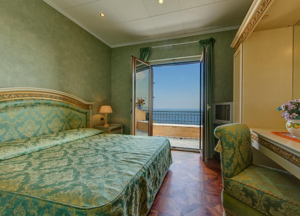 Hotel Villa Riis Taormina Eksteriør bilde