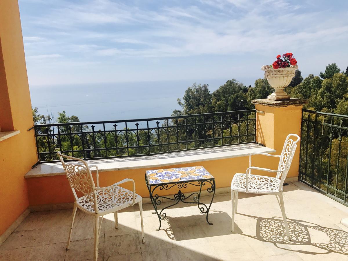 Hotel Villa Riis Taormina Eksteriør bilde