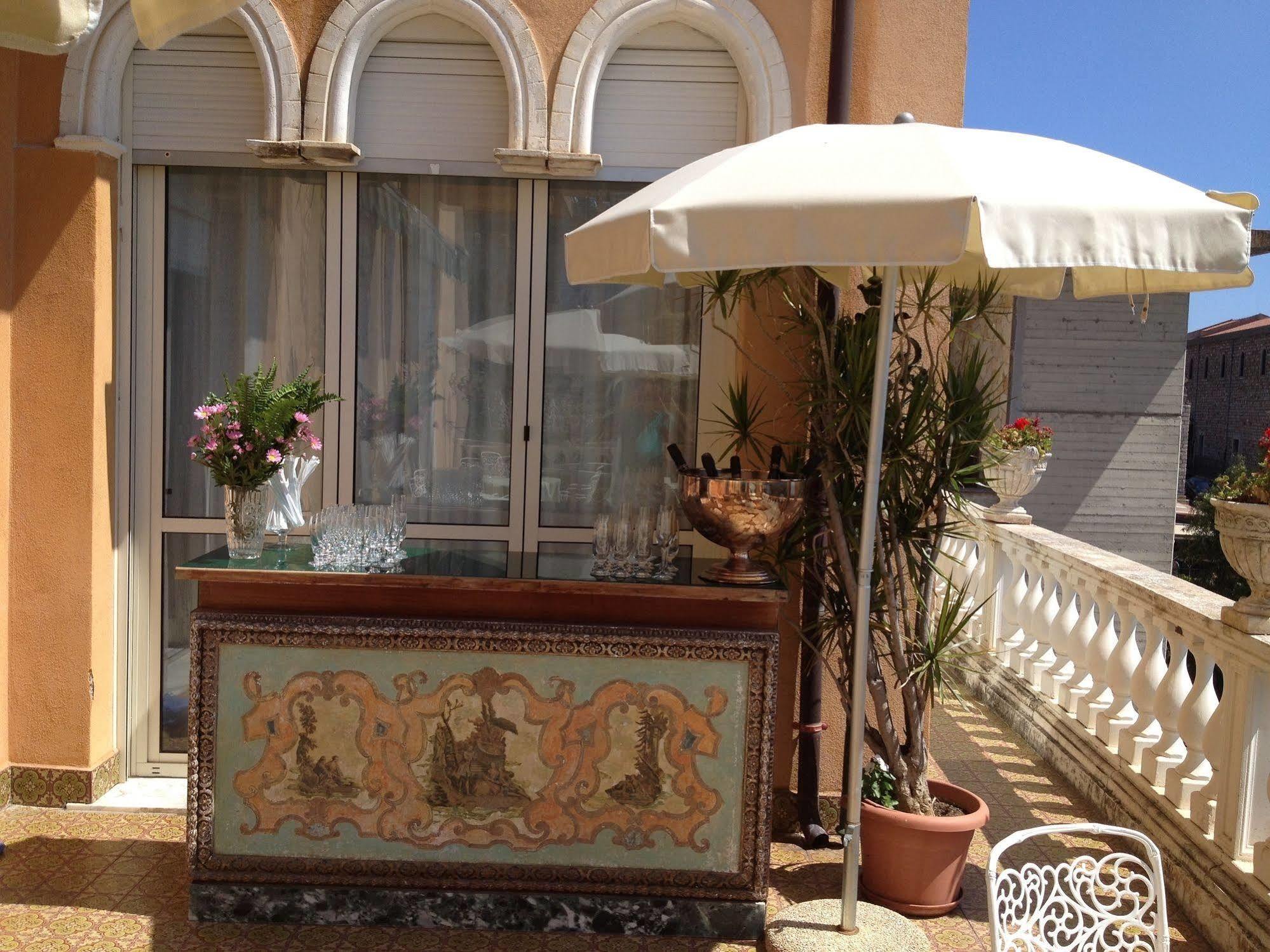 Hotel Villa Riis Taormina Eksteriør bilde