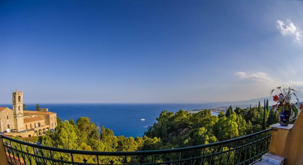 Hotel Villa Riis Taormina Eksteriør bilde